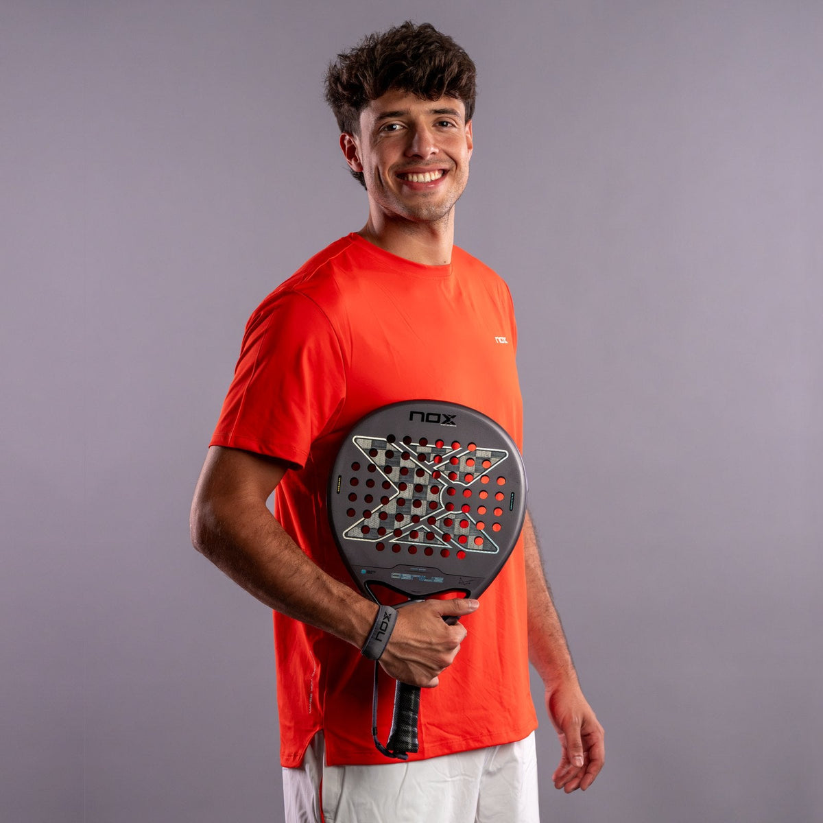 Agustín Tapia med Nox Genius 18K Alum 2027